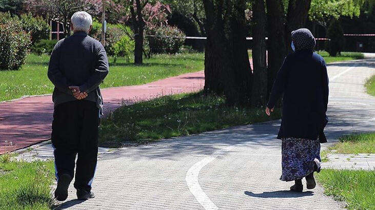  CHP'li Adıgüzel'den 65 yaş ve üstüne sokağa çıkma kısıtlaması talebi