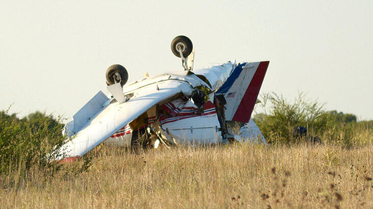ABD'de küçük uçak düştü: 3 ölü