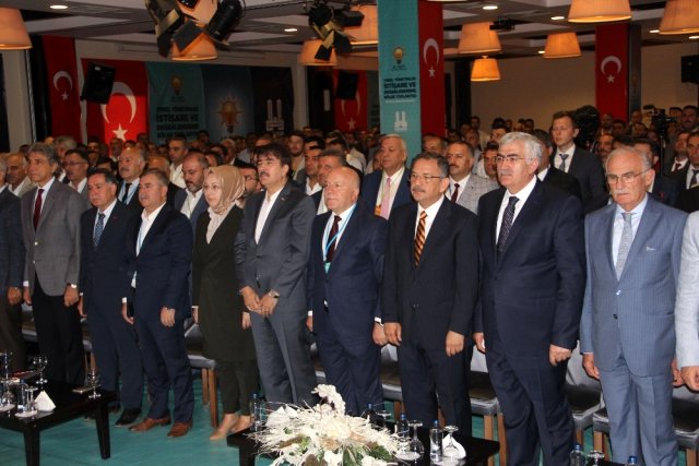 AK Parti Genel Başkan Yardımcısı Özhaseki, Erzurum'da