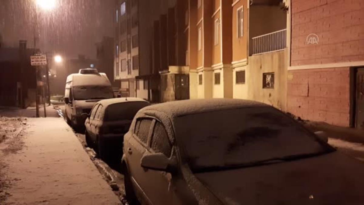 Ardahan da Kar yağışı etkili olmaya devam ediyor