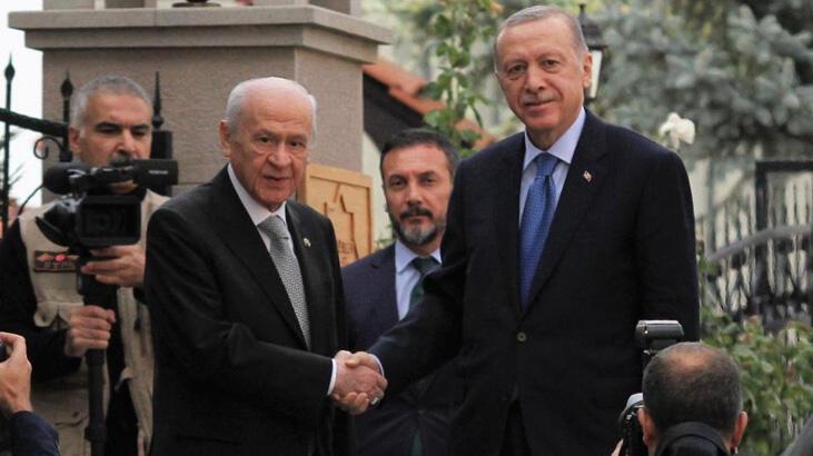 Ardahan Haberi: Cumhurbaşkanı Erdoğan, Devlet Bahçeli’yi evinde ziyaret etti.
