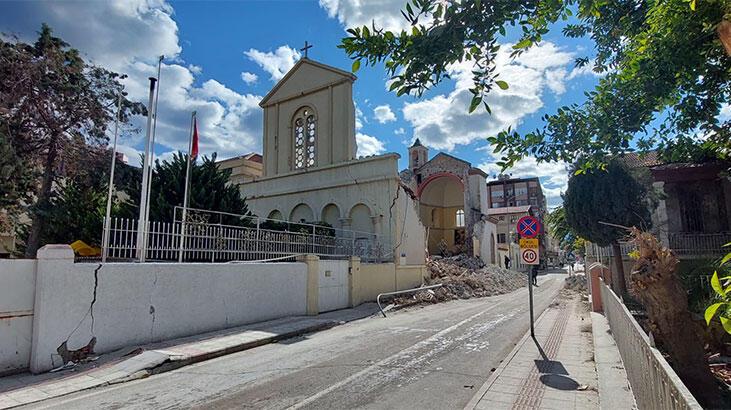 Ardahan Haberi: Depremde yıkılan İskenderun'daki Latin Katolik Kilisesi'ne İspanya'dan yardım geldi