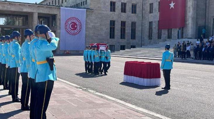 Ardahan Haberi: Eski milletvekili Pekşen için TBMM'de tören