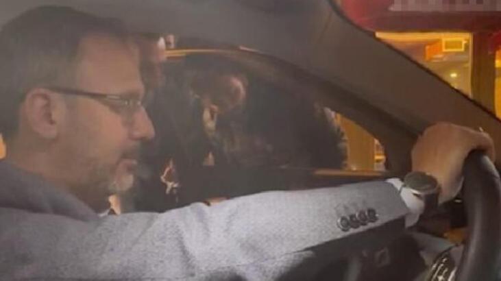 Bakan Kasapoğlu, yerli ve milli otomobil Togg ile Ankara trafiğinde