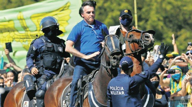 Bolsonaro aradığı Sağlık Bakanı’nı ‘ordudan’ buldu