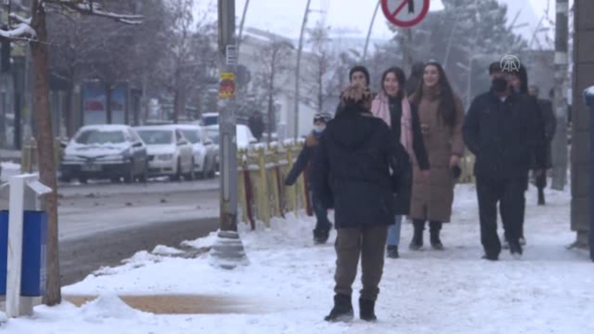 Doğu Anadolu'da kar etkisini sürdürüyor