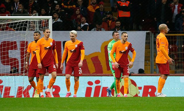 Galatasaray ligde istediğini alamıyor