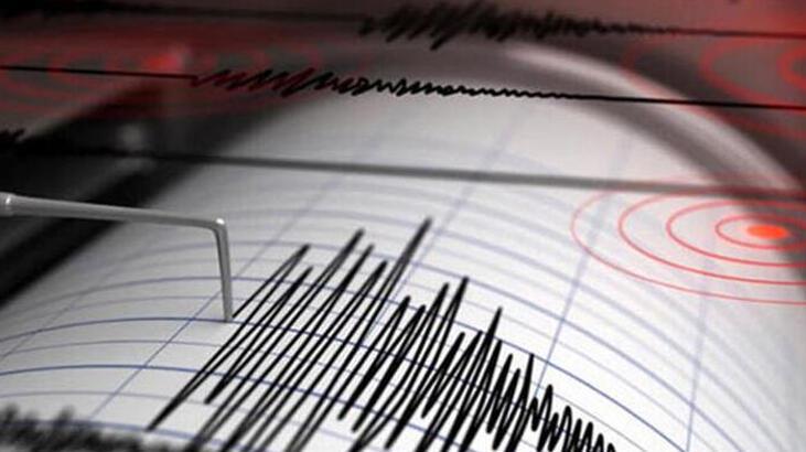 İzmir’in Foça ilçesi açıklarında 4.1 büyüklüğünde deprem meydana geldi.