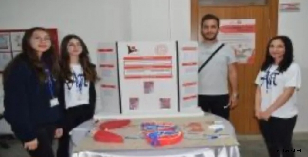 Ardahan Fen Lisesi Tübitak 4006-B Bilim Fuarı‘na ev sahipliği yaptı