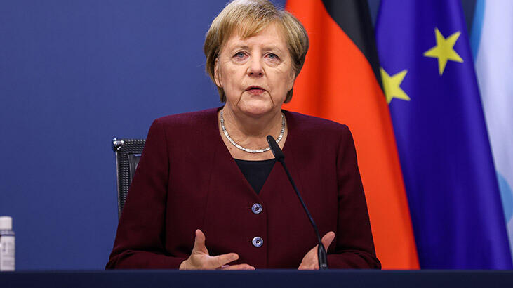 Merkel ulusa seslendi: 'Lütfen mümkün olduğunca evde kalın'