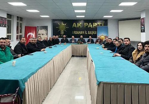 AK Parti Ardahan İl Başkanlığında Yerel Seçim Süreci ve Teşkilat İçi İstişare Toplantısı yapıldı