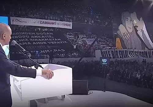 AK Parti'de kongresinde duygusal anlar! Cumhurbaşkanı Erdoğan'ın gözleri doldu