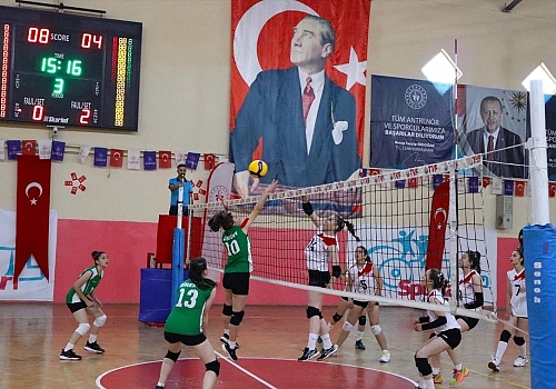 ANALİG Voleybol Yarı Final Müsabakaları Ardahan'da Tamamlandı Erzincan Finalde 