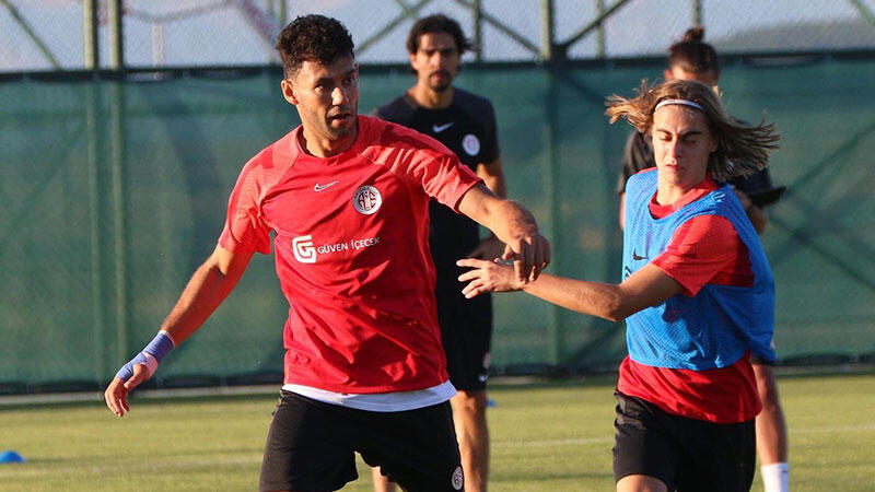 Antalyaspor tam kadro hazırlıklarını sürdürüyor