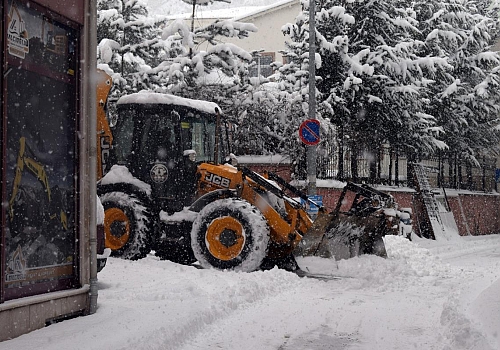 Ardahan'da 16 köy yolu ulaşıma kapalı