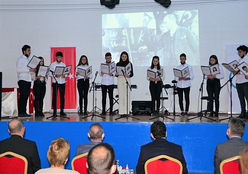 Ardahan’da 24 Kasım Öğretmenler Günü, düzenlenen çeşitli etkinliklerle kutlandı