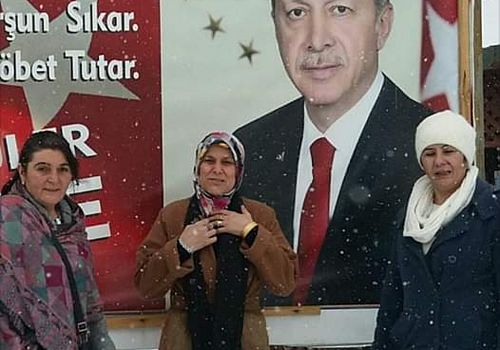 Ardahan da AK Parti eski Kadın Kolları Başkanı Leyla Kargı vefat etti
