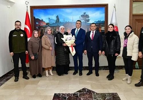 Ardahan'da Kadın Üreticiler Vali Hayrettin Çiçeki Ziyaret Etti 