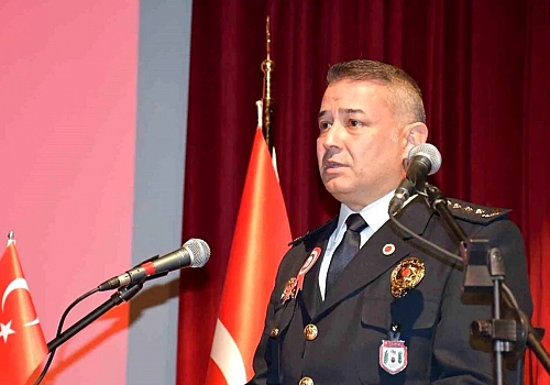 Ardahan'da Türk Polis Teşkilatının 179. yıl dönümünde polisler müzik dinletisi sundu