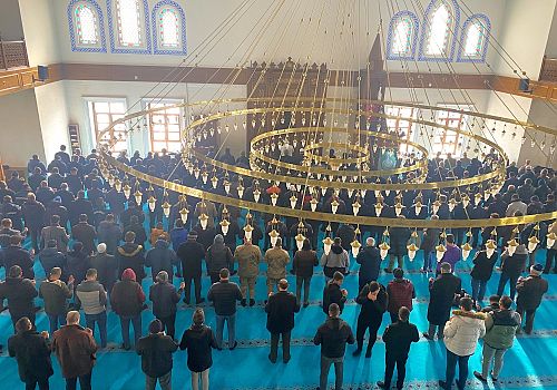 Ardahan Haberi: Ardahan'da cuma namazı öncesi kar ve yağmur duası yapıldı