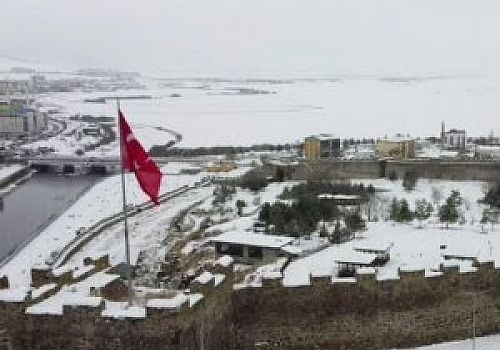 Ardahan Haberi: Ardahan Karla Kapandı Başkan Dronu Eline Aldı Ardahan ın Manzarasını Görüntüledi 
