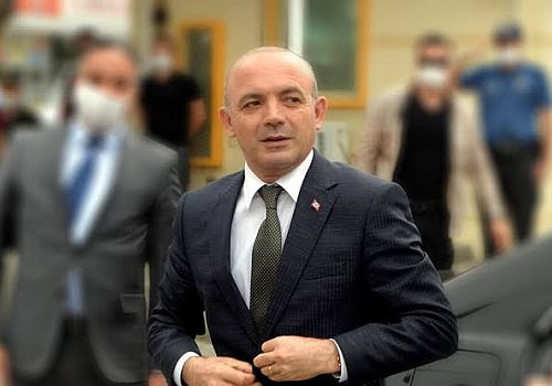 Ardahan Haberi: Ardahan Valisi Öner, deprem bölgesine destekleri için vatandaşlara teşekkür etti