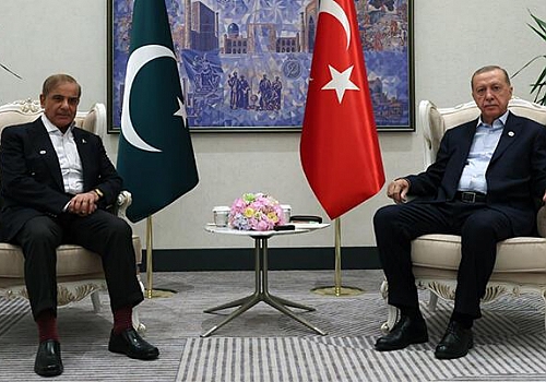 Ardahan Haberi: Cumhurbaşkanı Erdoğan Pakistan Başbakanı ile bir araya geldi