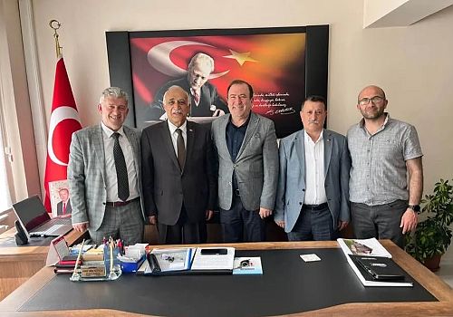 Ardahan Ticaret ve Sanayi Odası Başkanı Çetin Demirci Çıldır Belediye Başkanını ziyaret etti 