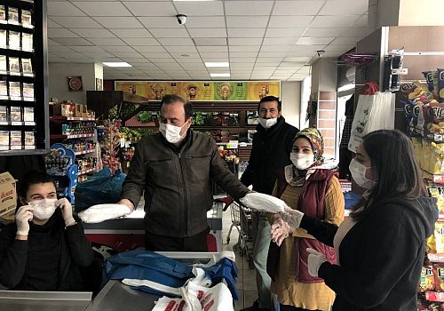 Ardahan Ticaret ve Sanayi Odası (TSO) ücretsiz maske dağıtımı devam ediyor 