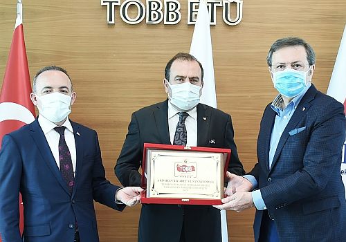 Ardahan TSO, TOBB'un 5 yıldızlı oda akreditasyon belgesini aldı