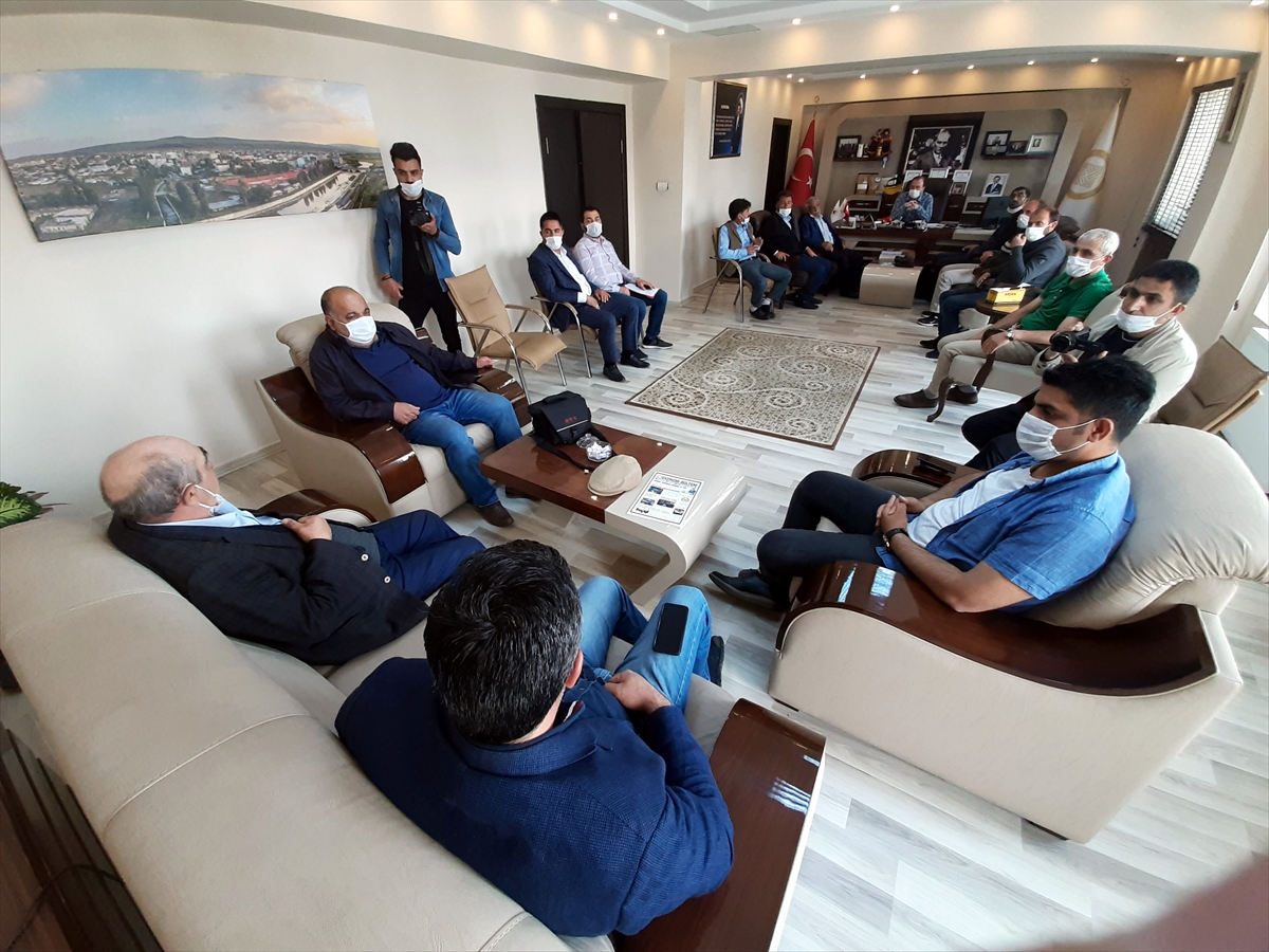 Ardahan'da STK temsilcilerinden meraların korunması kararına destek