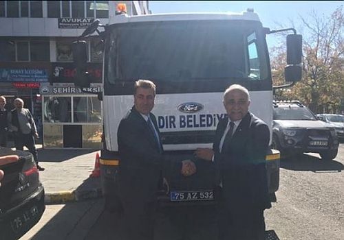 Azizoğlu Ardahan Belediyesi Taahhüt ünü Yerine Getirmedi Aracı Geri Aldık 