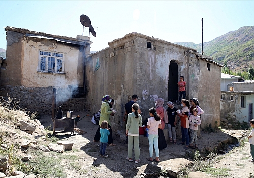 Bitlis'te terör operasyonu nedeniyle 9 köyde sokağa çıkma yasağı ilan edildi