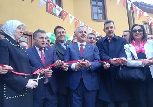 Bursa da KAISİAD ın Kültür Evi Açılışı Yapıldı