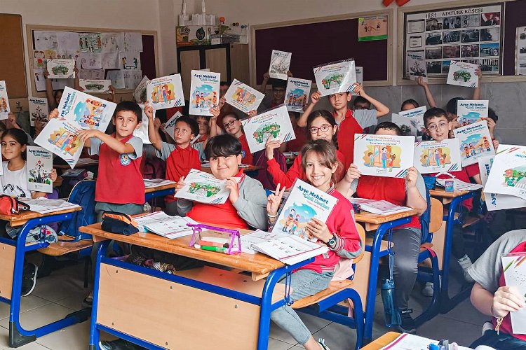 Bursa Karacabey’de eğitime 'farkındalıklı' destek