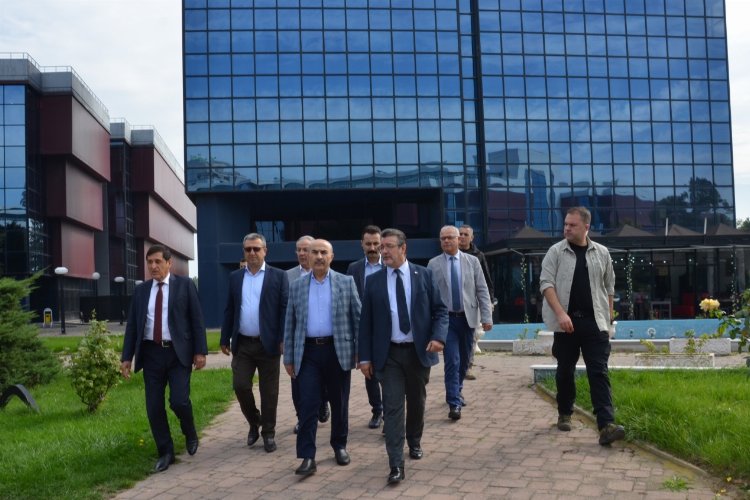 Bursa Valisi Demirtaş'tan BUTTİM'e iade-i ziyaret