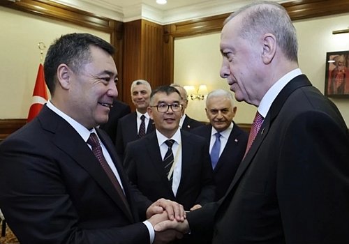 Cumhurbaşkanı Erdoğan, Türk Devletleri Teşkilatı Zirvesi için Kazakistan'da! İlk görüşme basına kapalı gerçekleşti