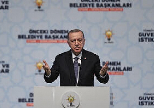 Cumhurbaşkanı Erdoğan Türkiye'yi Suriye'den de Ukrayna'dan da beter etmek için ellerini ovuşturduğu çok kritik bir dönemden geçiyoruz