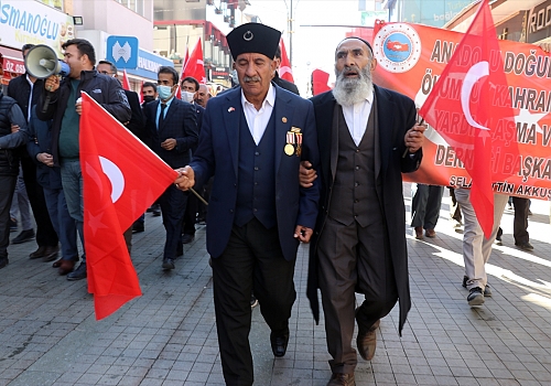 Doğu Anadolu'da İYİ Parti Milletvekili Türkkan'a tepkiler
