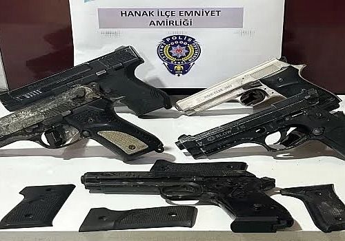 Hanak ta silah kaçakçılığı operasyonlarında bir kişi yakalandı