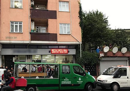 İstanbul Arnavutköy'de bir kişi anne, baba ve iki kardeşini öldürdü