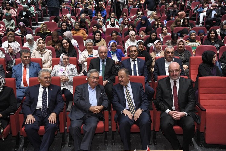 Kayseri Büyükşehir Nevin Akyurt'u unutmadı