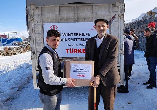 Rahma Derneği Ardahan'daki Muhtaçlara Kış Yardımını Ulaştırdı!