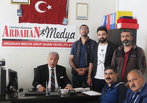 Saffet Kaya, Vatandaş Ziyaretleri Kapsamında Ardahan Medya Gazetesini ziyaret etti