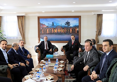 TOBB Başkanı Hisarcıklıoğlu Ardahan'da Valilik, Belediye ve TSO'yu ziyaret etti