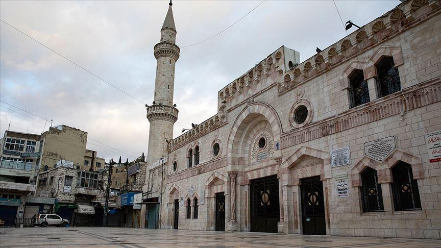 Ürdün'de camiler ve okullar süreli şekilde yeniden kapanıyor