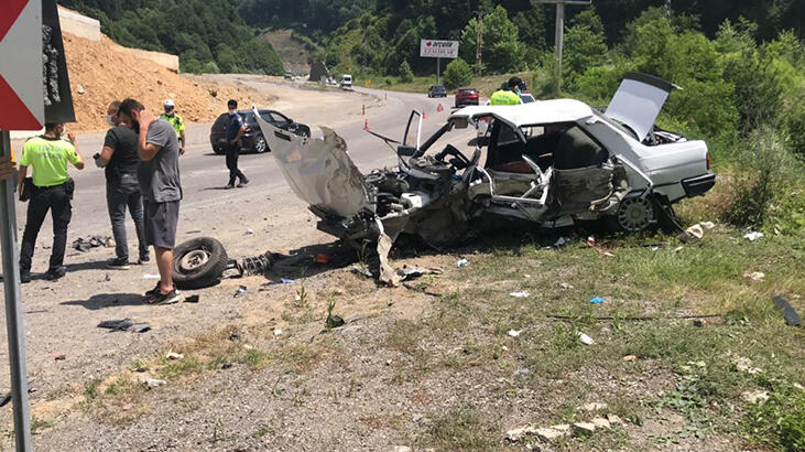 Zonguldak'ta araçlar çarpıştı! Eymen öldü, anne- babası ve ağabeyi yaralı