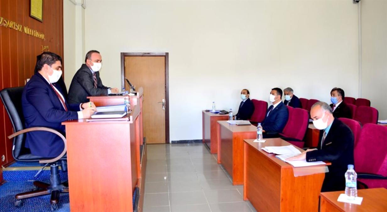  Ardahan Valisi Hüseyin Öner Özel idare iş sezonu hazırlıkları değerlendirildi