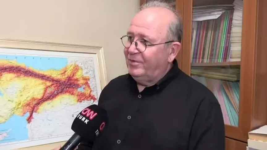 Balıkesir Sındırgı’da 4,5 Büyüklüğünde Deprem İstanbul’da Hissedildi: Prof. Dr. Şükrü Ersoy’dan Kritik Açıklama