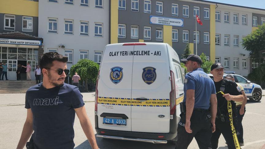  Konya'da okulda silahlı saldırıya uğrayan öğretmen öldü